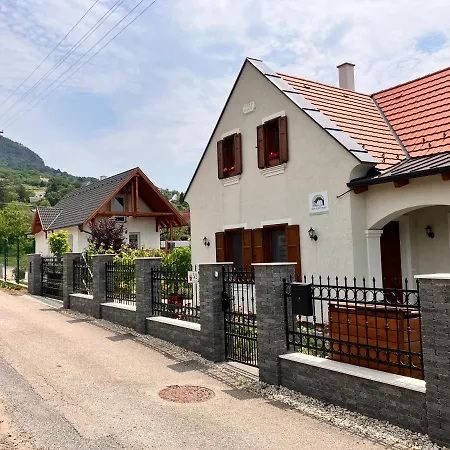 Apartment Annapartman Badacsonytordemic