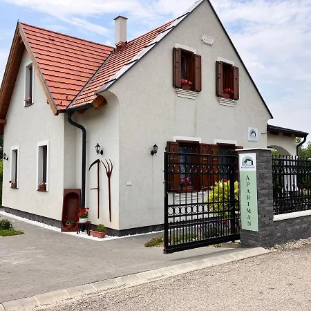 Annapartman Badacsonytordemic